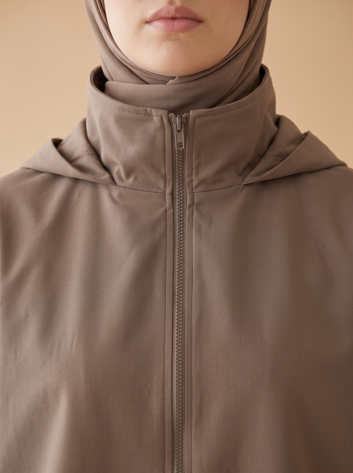 Col haut protecteur et zip intégral